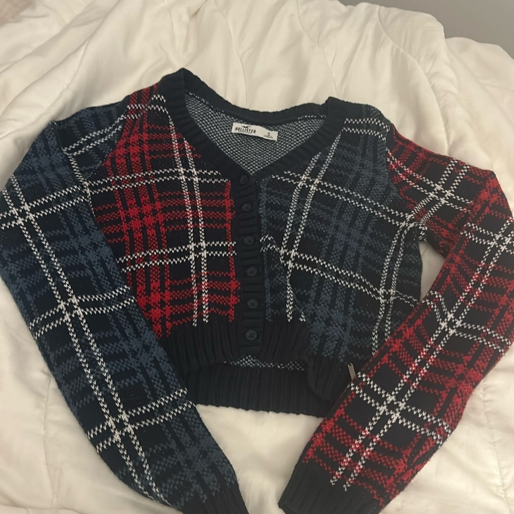 Hollister sweater top
